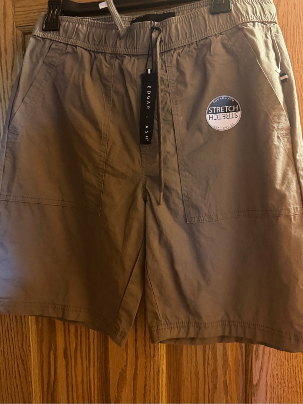 Edgar + Ash Men's Stretch Hybrid Drawstring Shorts small